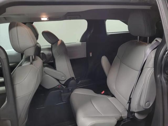 2025 Toyota Sienna XLE