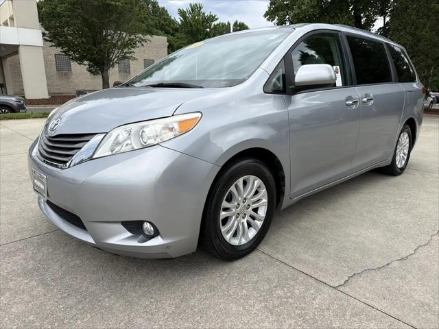 2013 Toyota Sienna XLE V6 8 Passenger for sale in Greensboro, NC