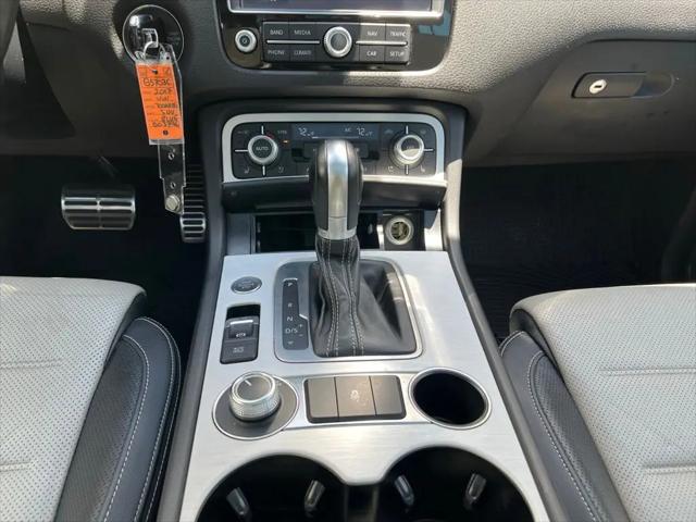 2017 Volkswagen Touareg V6 Wolfsburg Edition