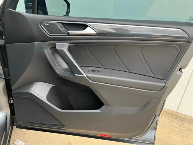 2018 Volkswagen Tiguan 2.0T SEL Premium