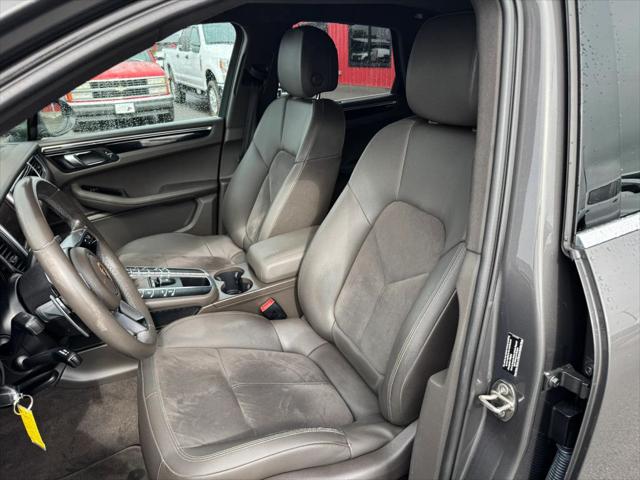 2015 Porsche Macan S