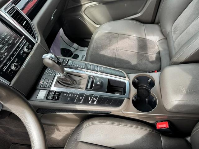2015 Porsche Macan S