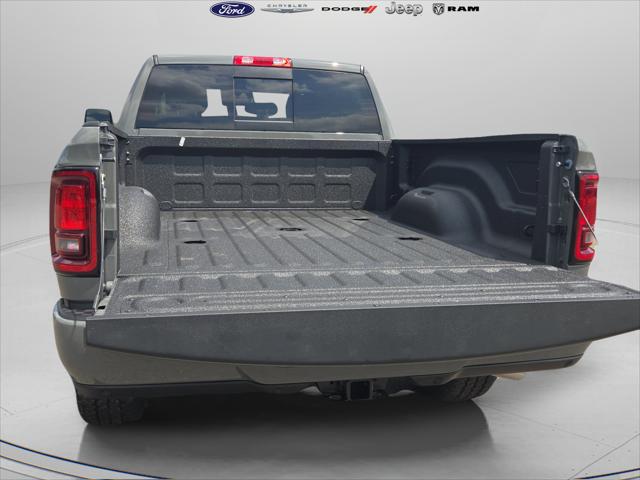 2026 Ram 2500 Black Express Crew Cab 4x4 64 Box