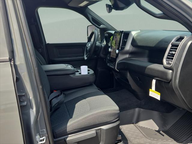 2026 Ram 2500 Black Express Crew Cab 4x4 64 Box