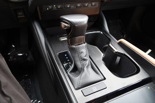 2024 Lexus ES 350 Luxury