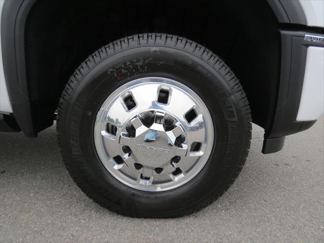 2026 GMC Sierra 3500HD Crew Cab, Long Bed, Denali Ultimate Dual Rear Wheel, 4WD
