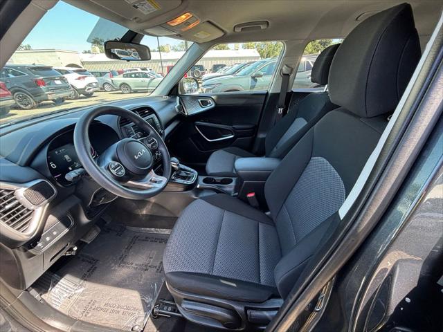 2025 Kia Soul LX