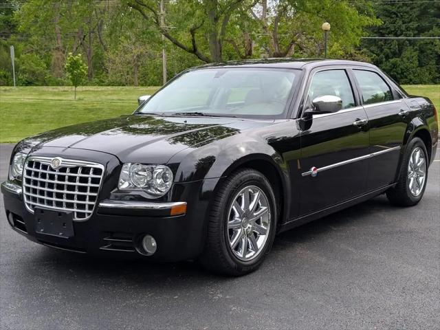 2008 Chrysler 300 Hemi for sale in Warrenville, IL