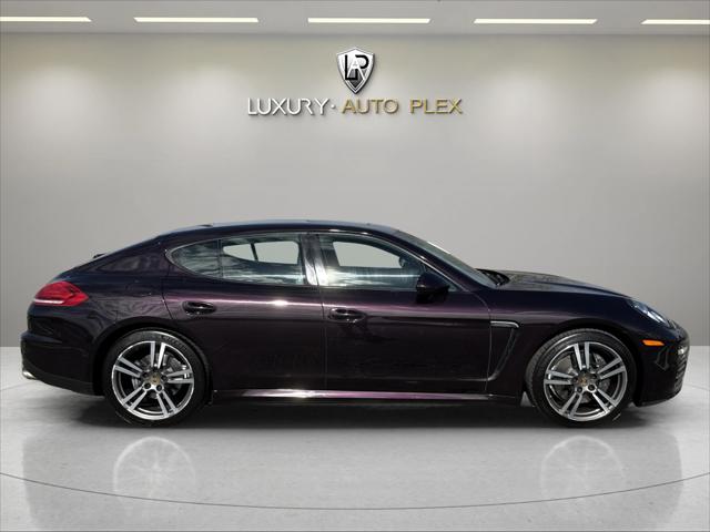 2015 Porsche Panamera 4