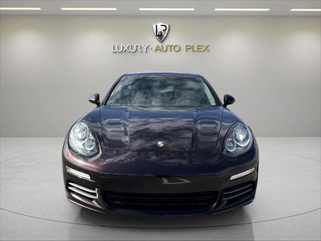 2015 Porsche Panamera 4