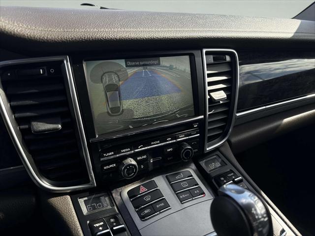 2015 Porsche Panamera 4