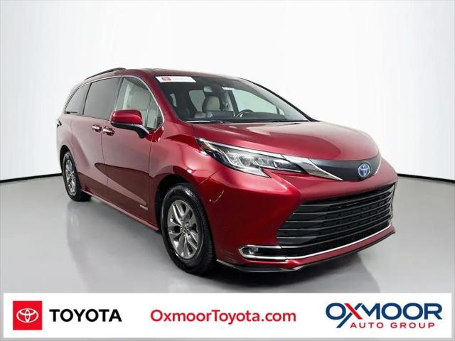 2021 Toyota Sienna XLE for sale in Louisville, KY