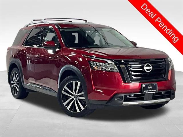 2023 Nissan Pathfinder Platinum 4WD for sale in Des Moines, IA
