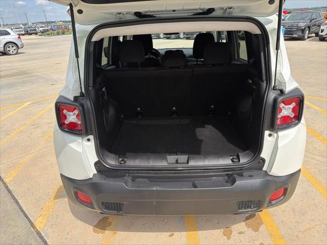 2017 Jeep Renegade Altitude FWD
