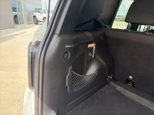 2017 Jeep Renegade Altitude FWD