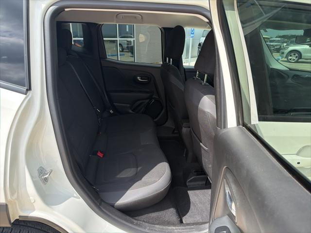 2017 Jeep Renegade Altitude FWD