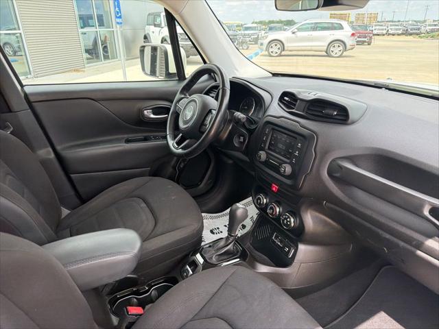 2017 Jeep Renegade Altitude FWD