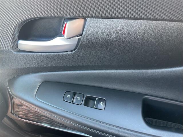 2020 Hyundai Santa Fe Limited 2.0T