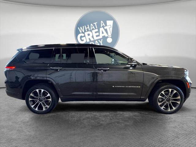 2022 Jeep Grand Cherokee L Overland 4x4 2022 Jeep Grand Cherokee L Overland 4x4