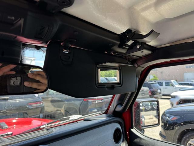 2025 Jeep Wrangler 4-Door Willys 4x4