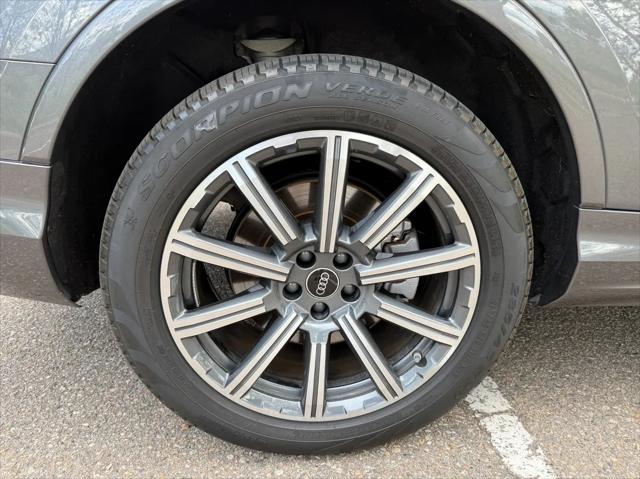 2023 Audi Q7 Premium Plus 45 TFSI quattro Tiptronic