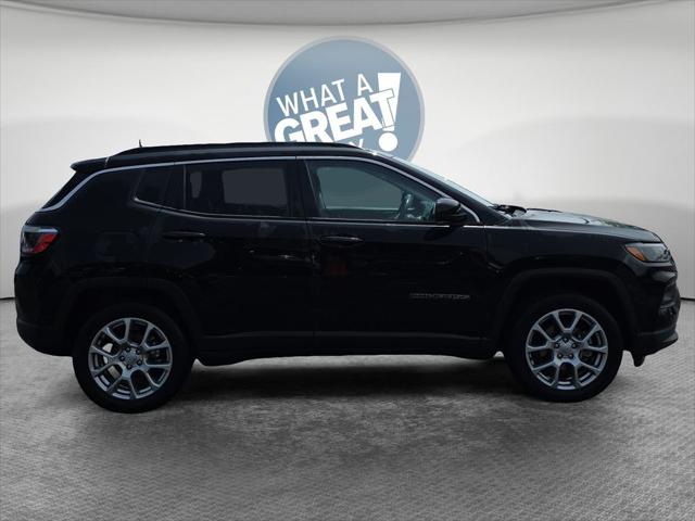 2022 Jeep Compass Latitude Lux 4x4