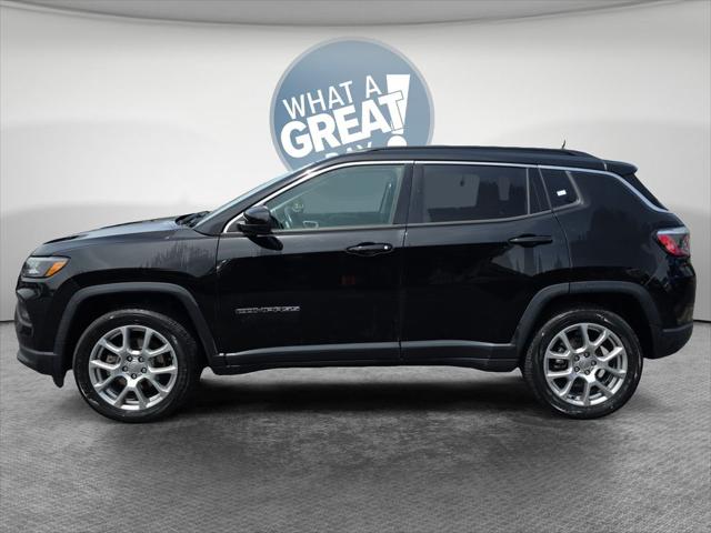2022 Jeep Compass Latitude Lux 4x4