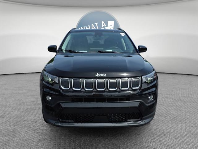 2022 Jeep Compass Latitude Lux 4x4