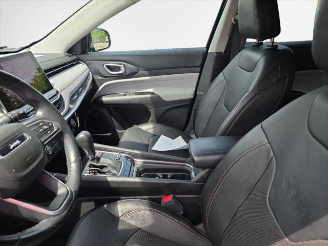 2022 Jeep Compass Latitude Lux 4x4