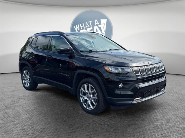 2022 Jeep Compass Latitude Lux 4x4 for sale in Austintown, OH