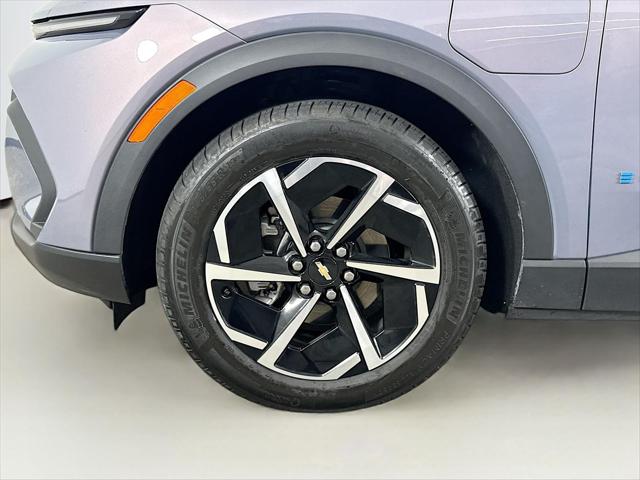 2025 Chevrolet Equinox LT 1
