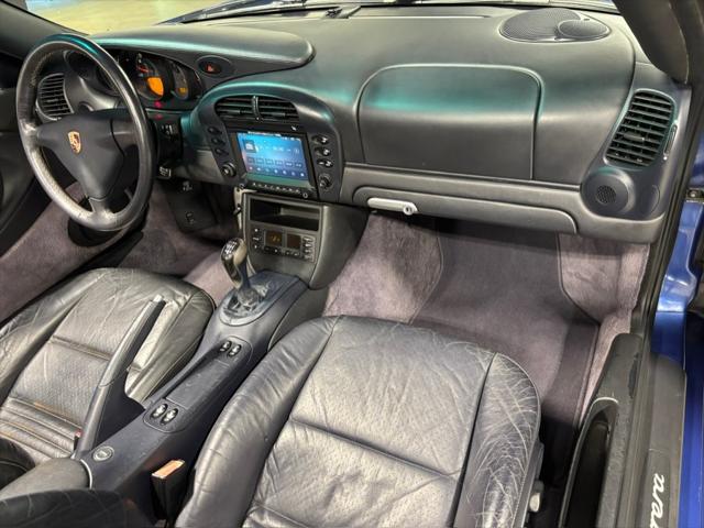 2002 Porsche 911 Carrera 4