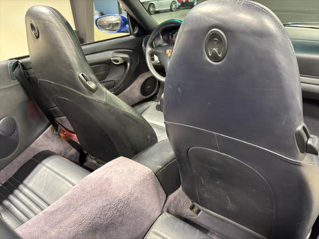 2002 Porsche 911 Carrera 4