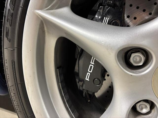 2002 Porsche 911 Carrera 4