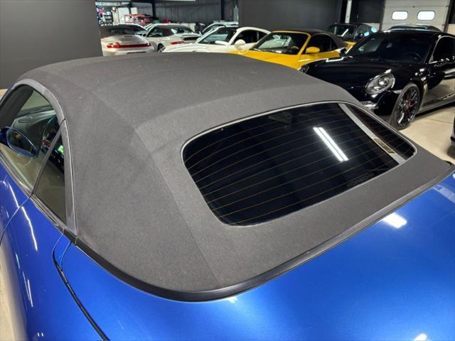 2002 Porsche 911 Carrera 4