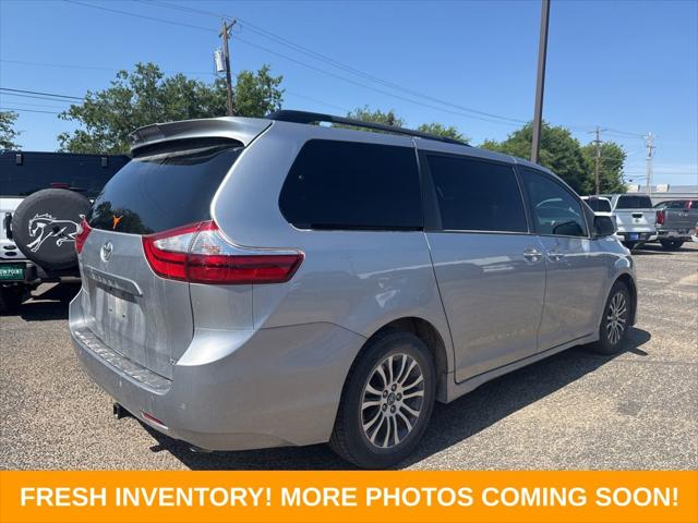 2018 Toyota Sienna XLE 8 Passenger