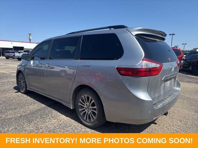 2018 Toyota Sienna XLE 8 Passenger