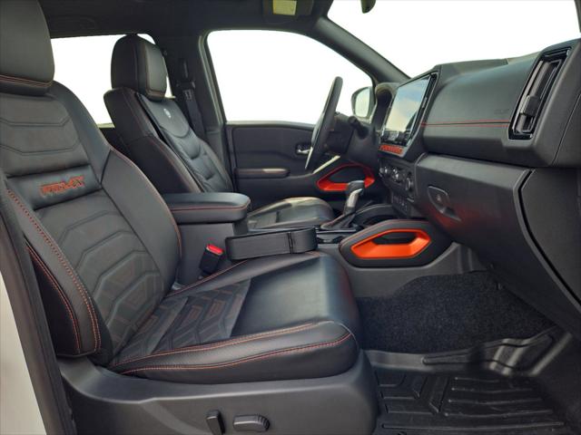 2025 Nissan Frontier Crew Cab PRO-4X 4x4