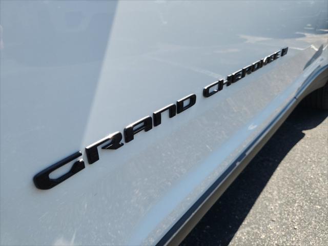 2026 Jeep Grand Cherokee L Altitude 4x2