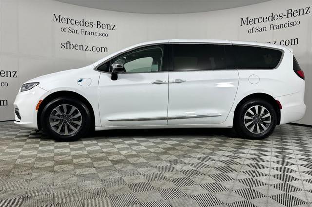 2023 Chrysler Pacifica Hybrid Limited