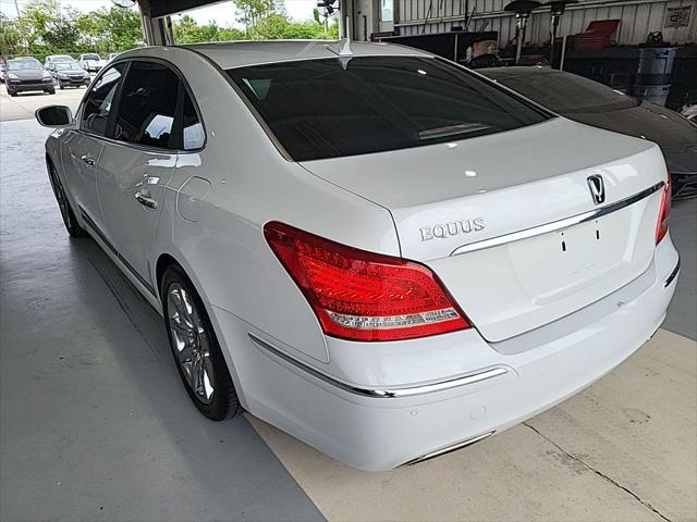 2013 Hyundai Equus Signature