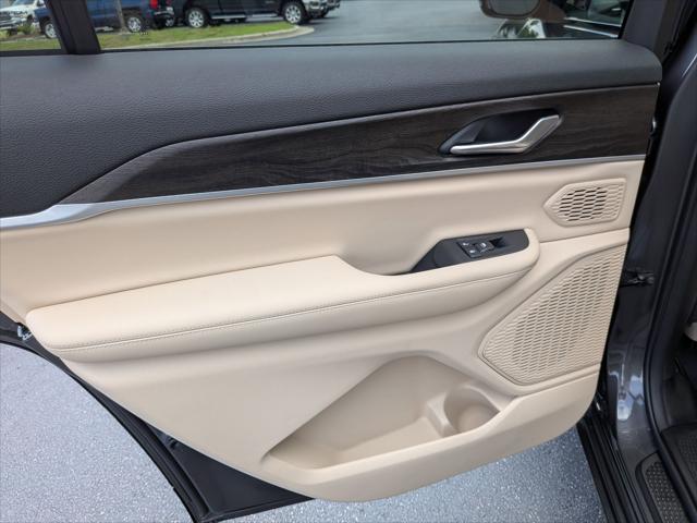 2026 Jeep Grand Cherokee L Limited 4x2