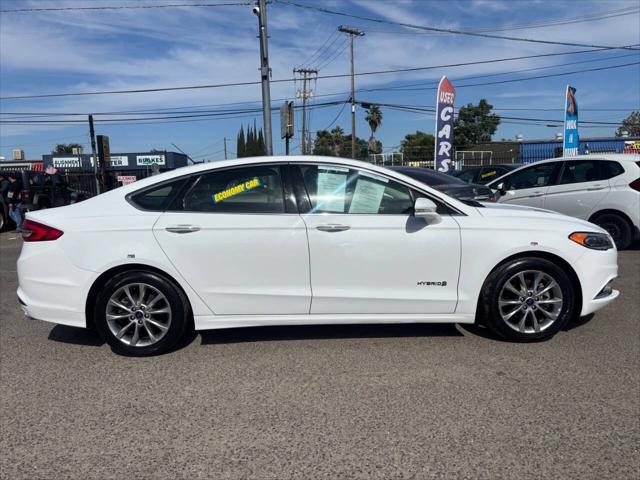 2017 Ford Fusion Hybrid SE