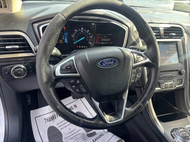 2017 Ford Fusion Hybrid SE