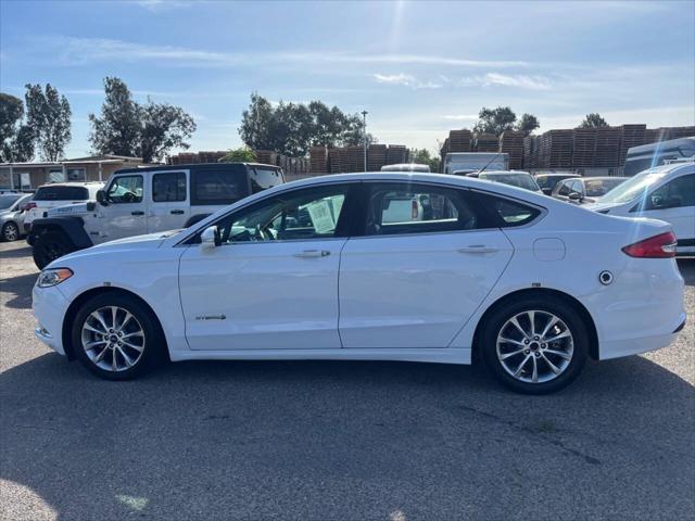 2017 Ford Fusion Hybrid SE