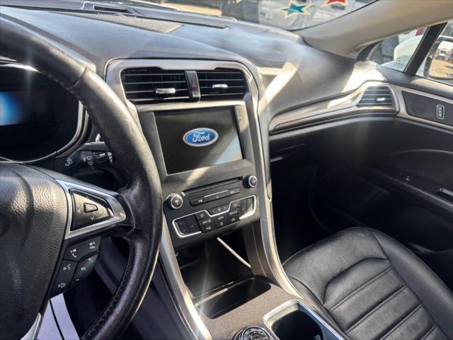 2017 Ford Fusion Hybrid SE