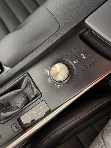 2015 Lexus IS 350 Base 4dr Sedan