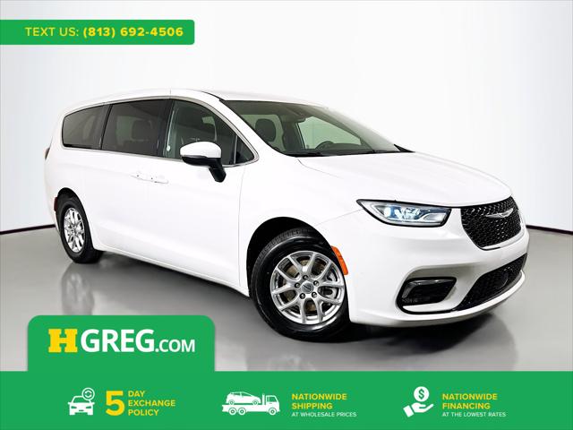2023 Chrysler Pacifica Touring for sale in Tampa, FL