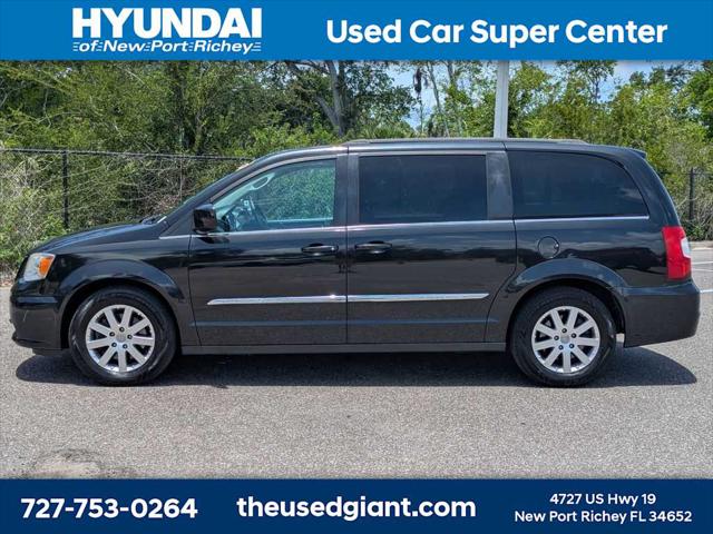 2014 Chrysler Town & Country Touring