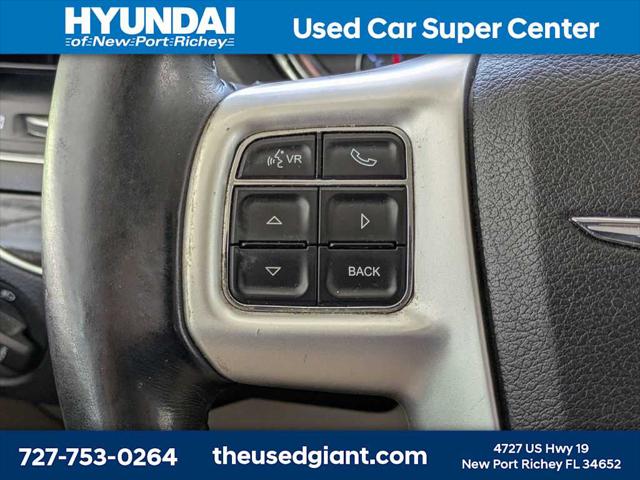 2014 Chrysler Town & Country Touring